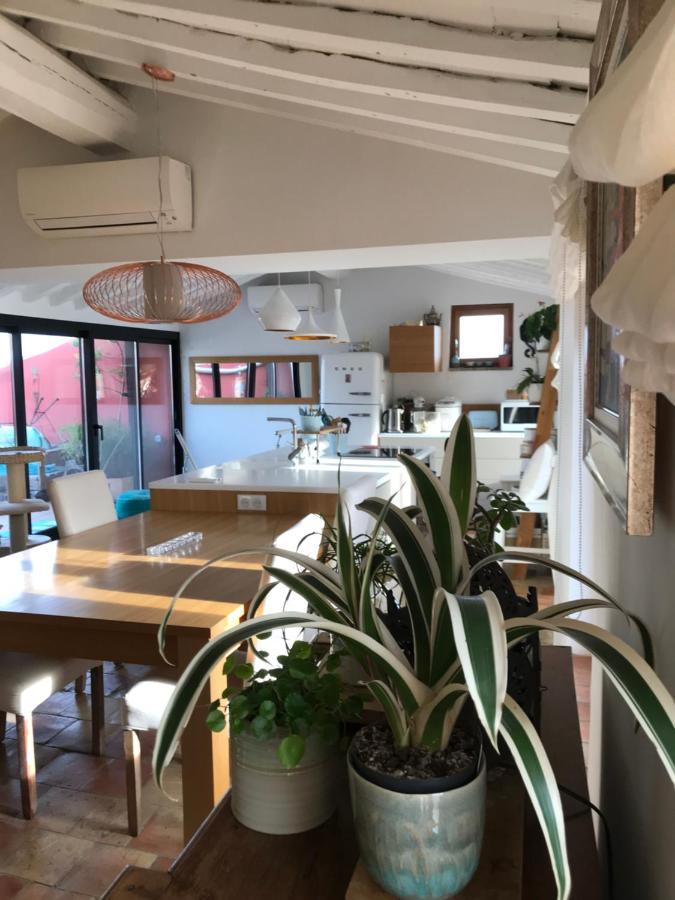 Ferienwohnung Bed & Breakfast Les Hauts De Cagnes Vue Mer Et Montagne Exterior foto